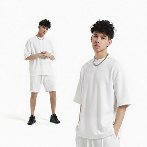 T-shirt à manches courtes en tricot uni surdimensionné pour homme, col rond, décontracté, respirant, coupe ajustée - Product Image 3