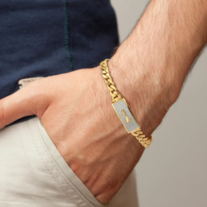 สร้อยข้อมือทองคำ 24K สำหรับผู้ชายสุดหรู พร้อมจี้รูปกุญแจประดับเพชร ดีไซน์ฝังเพชรแบบละเอียด เหมาะสำหรับสวมใส่ทุกวัน - Product Image 4