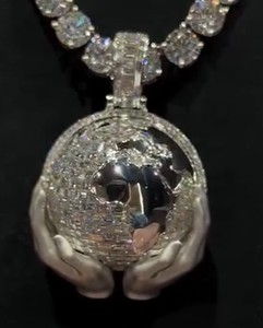 Exquisito colgante de rosa, tendencia Hip Hop, collar de pareja de estilo europeo y americano para mujeres y hombres, regalos encantadores - Product Image 3