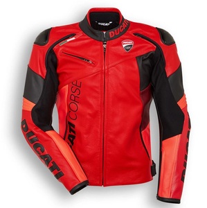 เสื้อแจ็คเก็ตหนังสีแดง Ducati สำหรับทุกเพศ พิมพ์ลายด้วยความร้อน แขนยาว กันลม สำหรับขี่มอเตอร์ไซค์ ผู้ใหญ่ ฤดูใบไม้ผลิ น้ำหนัก 220 กรัม ด้านหน้า - Product Image 1