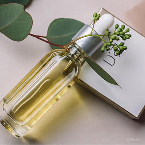 Aceite Esencial Puro de Eucalipto Globulus 100% Natural Destilado al Vapor Aroma Dulce y Fresco Uso en Aromaterapia - Product Image 3