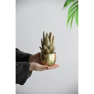 Figurine d'ananas en laiton plaqué or faite à la main, sculpture en métal pour la décoration de la maison, de l'hôtel ou des étagères ZE 3385X - Product Image 4