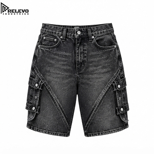 Jorts en jean multi-poches personnalisés, style Y2K délavé foncé, avec empiècements angulaires et accessoires métalliques - Product Image 1