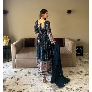 DESIGNER GEORGETTE SEQUENCE TRAVAIL BRODERIE ROBE DE TRAVAIL PANTALON AVEC DUPATTA VERT - Product Image 6