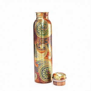 Botella de Agua Redonda Grande de Cobre de Calidad Exclusiva con Diseño Estándar, Perfecta para un Precio Competitivo para Uso Doméstico - Product Image 1