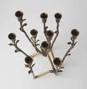 Candélabre en métal bronze antique en forme de branche de cerf, porte-bougie décoratif pour la décoration de la maison - Product Image 3