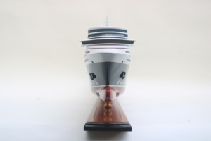 Maqueta de Barco Crucero de Madera Hecha a Mano de Lujo - Réplica a Escala de Buque Transatlántico, Regalo Festivo, Decoración para Vitrina, MS Queen Elizabeth 2010 - Product Image 2