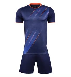 Camiseta de fútbol personalizada para hombre, conjunto de verano, calidad profesional con diseño personalizado y logotipo, servicio OEM disponible - Product Image 3
