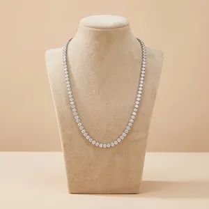 Collier ras du cou de luxe pour femme, plaqué or 18 carats, avec diamants de laboratoire taille brillant rond, style hip-hop, certifié IGI - Product Image 1