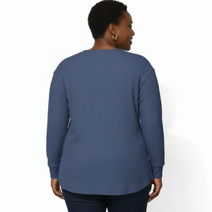 Camiseta personalizada OEM de 220g con impresión, color borgoña, algodón orgánico, manga larga, oversize, para hombre y mujer - Product Image 2