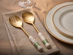 Ensemble de cuillères de service plaquées or, en acier inoxydable avec manche en marbre, design moderne, résistant à la rouille, pour les fêtes et la cuisine - Product Image 5