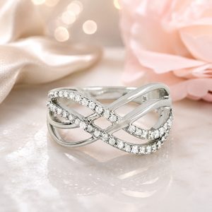 Anillo de Lujo con Amatistas en Racimo y Diseño Infinito, Chapado en Rodio sobre Plata de Ley 925, para Mujer, Regalo de Joyería - Product Image 3