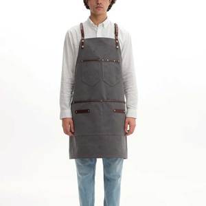 Delantal unisex de lona con correas de cuero y bolsillos, logotipo personalizado impreso, para uso en restaurantes y bares. - Product Image 2