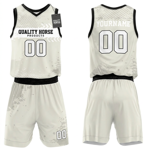 Uniforme de basket-ball personnalisé fabriqué au Pakistan pour hommes, manches courtes, anti-UV, 100% polyester, design et logo personnalisés - Product Image 6