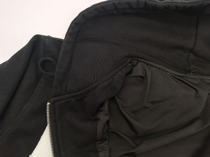 Hoodie streetwear personnalisé pour homme, coupe et couture surdimensionnées, fermeture éclair, appliqué patchwork, effet vieilli - Product Image 4