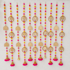 Guirnalda Decorativa de Loto Rosa y Amarillo Bandhanwar para Puerta, Decoración Festiva para Pared, Hecha a Mano con Cuentas, para Diwali, Decoración del Hogar y Mandir - Product Image 3