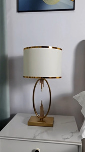 Lámpara de Mesa Moderna KS International de Hierro Dorado AC E26, Decorativa, Hecha a Mano, para Decoración del Hogar, Dormitorio y Sala de Estar, Navidad, Bodas - Product Image 4
