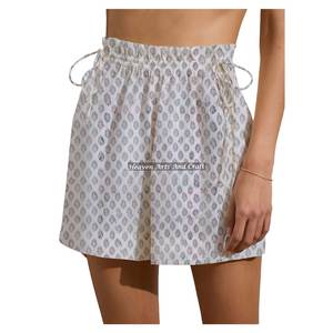 Shorts de week-end pour femme, faits main sur mesure, en coton élastique, toutes tailles, imprimé bloc, avec cordon de serrage, pour l'été - Product Image 3