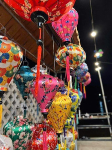 Lanterne en bambou artisanale écologique du Vietnam, lanterne suspendue pour la décoration de festivals, de fêtes et d'événements - Product Image 6