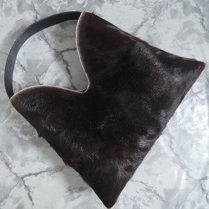 Sac à main en cuir de vachette pour femme, nouveau style, design tendance, prix de gros abordable, idéal pour l'hiver - Product Image 3