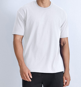 Camiseta de hombre azul marino 100% algodón, manga corta, cuello redondo, corte regular, informal, color liso, tejido jersey, teñido liso. - Product Image 5