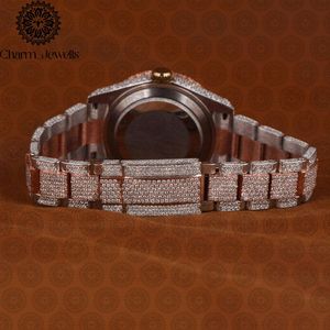 Montre ronde de luxe Charm_Jewells en acier inoxydable 40 mm avec verre saphir, mouvement à quartz analogique, fermoir pliant, unisexe - Product Image 2