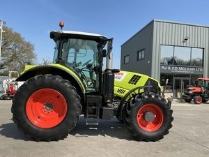 รถแทรกเตอร์ Claas Axion 950 4x4 เครื่องยนต์ดีเซลกำลังสูงสำหรับการเกษตร รถแทรกเตอร์แบบมีห้องโดยสาร เครื่องจักรกลหนักสำหรับงานภาคเกษตร ราคาขายส่ง - Product Image 2