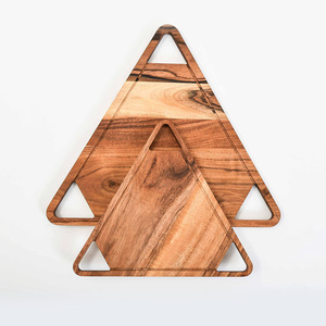 Lot de 2 planches à découper en forme de triangle en bois d'acacia Planche en bois polyvalente pour hacher et servir au prix d'usine - Product Image 2