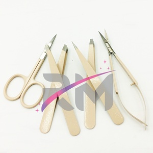 Pinzas para Cejas RMI Color Nude con Logotipo Personalizado, Acero Sostenible, Puntas Inclinadas y Puntiagudas, Pinza para Cejas con Tijeras para Pestañas - Product Image 3