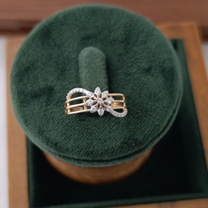 Namivaa – bague multicouche en or 18 carats avec zircons cubiques, motif floral, design élégant pour femmes, bijoux fins pour mariage, fiançailles, fête - Product Image 3