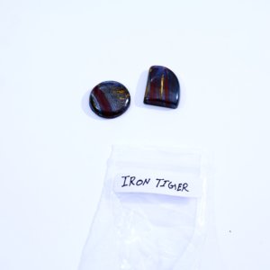 Ensemble de cabochons minéraux en agate tigre naturelle, formes irrégulières, pierres précieuses rayées rouge, or et noir, taille libre pour la fabrication de bijoux - Product Image 5