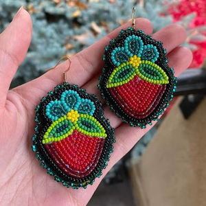 Pendientes de aro personalizados con bordado floral hecho a mano y cuentas de semillas para bodas, fiestas, pendientes étnicos festivos, accesorio de joyería de moda. - Product Image 2