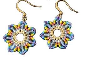 Pendientes ligeros de cuero con bordado a mano, pendientes con cuentas para mujer, joyería festiva para fiestas al mejor precio, pendientes con cuentas. - Product Image 5