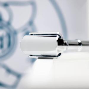 Maquinilla de Afeitar de Seguridad de Doble Filo de Acero Inoxidable de Alta Calidad y Ajuste de Precisión para el Cuidado de la Barba Masculina - Product Image 5