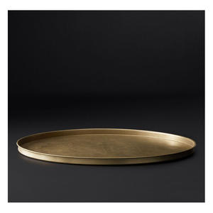 Plateau de service artisanal en aluminium avec finition antique, vaisselle de luxe pour hôtels et décoration intérieure - Product Image 1