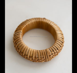 Brazaletes de mimbre de bambú de diseño único para fiestas, bodas y ocasiones de aniversario al mejor precio de la India - Product Image 2