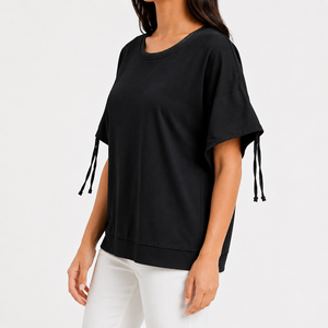 Camiseta Corta Premium de Cuello Redondo para Mujer con Lazos Ajustables en las Mangas, de Algodón Suave, Estilo Casual, Diseño Personalizado OEM/ODM - Product Image 2