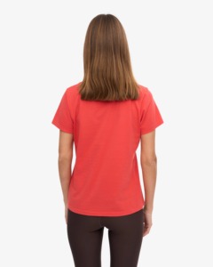 เสื้อยืดผู้หญิงคุณภาพสูงขายส่ง สวมใส่สบาย ทันสมัย น้ำหนักเบา แขนสั้น ประสิทธิภาพสูง - Product Image 3