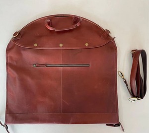 Bolsa de Ropa de Cuero Vintage Hecha a Mano, Porta Trajes Premium, Cierre Resistente, Estilo Casual y Simple, para Viajes de Negocios - Product Image 4