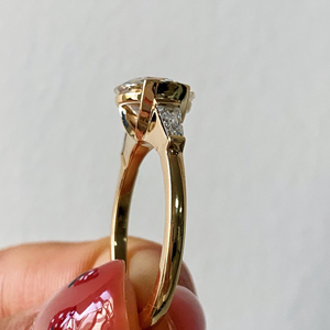แหวนมอสซาไนต์ทรงกลม 2 กะรัต แหวนหมั้นทองคำขาว 18k ชุบโรเดียมสีดำ - Product Image 3
