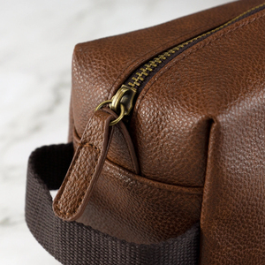 Juego de afeitado para hombre con cepillo y estuche de cuero, 100% ecológico, para el cuidado del cabello y la barba, precio al por mayor. - Product Image 3