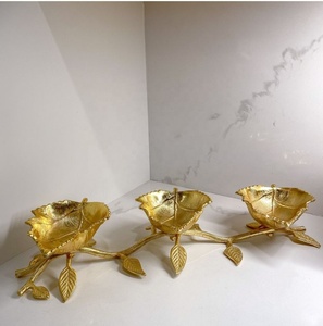 Cuenco decorativo martillado de nuevo diseñador con Rama de metal, cuencos para servir frutas secas de diseñador con acabado dorado de lujo Chapado en latón - Product Image 5