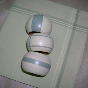 Collection de bracelets ethniques faits à la main en acrylique AYAANS CREATIONS, qualité supérieure, cadeau de mode écologique pour femmes, bracelets chrétiens - Product Image 1