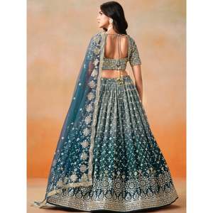 Hermoso Lehenga Choli de Georgette Azul Bordado para Damas de Honor de Talla Grande - Product Image 6