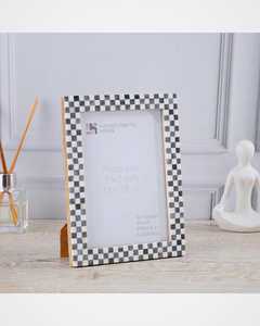 Cadre photo en os incrusté, artisanat très demandé, technique de polissage, style nautique et animalier, décoration intérieure - Product Image 1