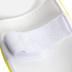 Protège-tibias de football en EVA de qualité supérieure pour adultes, légers, protection professionnelle, conçus pour un ajustement confortable, utilisation quotidienne en entraînement - Product Image 5