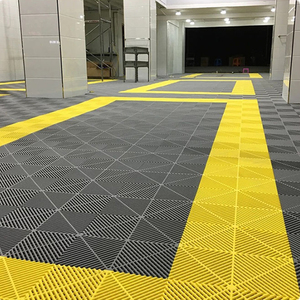 Dalles de sol rigides modulaires antidérapantes en plastique PP PVC pour garage, lavage de voitures, atelier de detailing automobile - Product Image 1