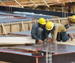 Contrachapado Recubierto de Película de Alta Calidad de 12-15-18 mm de Espesor, Duradero y Reutilizable 10 Veces, Directamente de Fábrica en Vietnam - Product Image 6