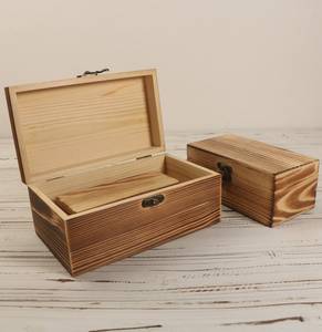 Caja de Joyería de Madera Natural Hecha a Mano con Diseño Clásico, Estuche de Madera Sólida Reutilizable, Contenedor de Almacenamiento Sostenible - Product Image 1