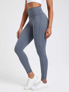 Leggings de sport pour femmes personnalisés de haute qualité, motif uni, écologiques, séchage rapide, longueur intégrale, effet froncé aux fesses, vente en gros - Product Image 2